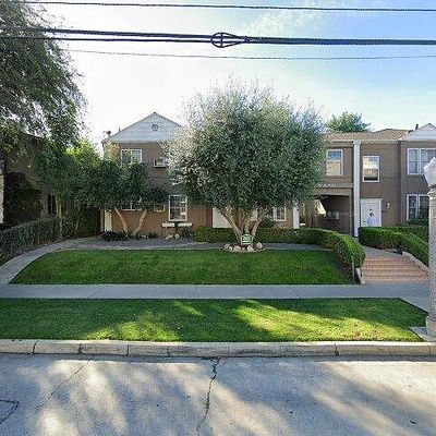 15036 Dickens St, Sherman Oaks, CA 91403