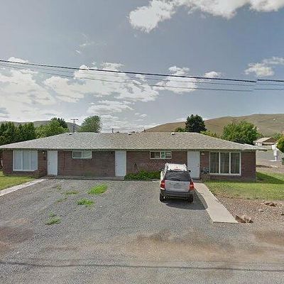 206 White St, Union Gap, WA 98903