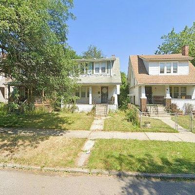 208 Geneva St, Highland Park, MI 48203