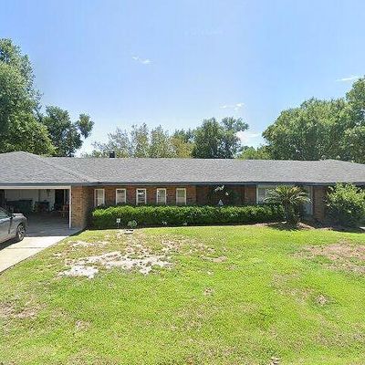 210 Fairfield Dr, Thibodaux, LA 70301