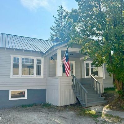 211 Fifth St, Mullan, ID 83846