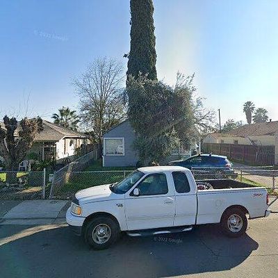 2112 Webb St, Stockton, CA 95205