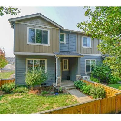 2122 Ne Four Seasons Ln, Vancouver, WA 98684