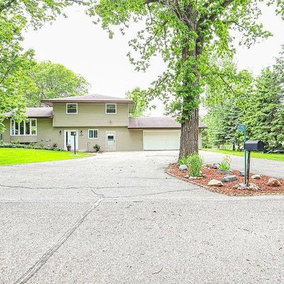 22251 River Oaks Dr, Fergus Falls, MN 56537