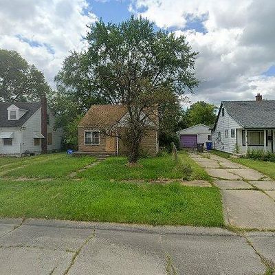 2262 Harriet St, Inkster, MI 48141