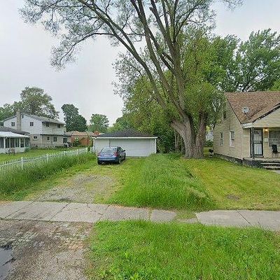 22650 Frisbee St, Detroit, MI 48219