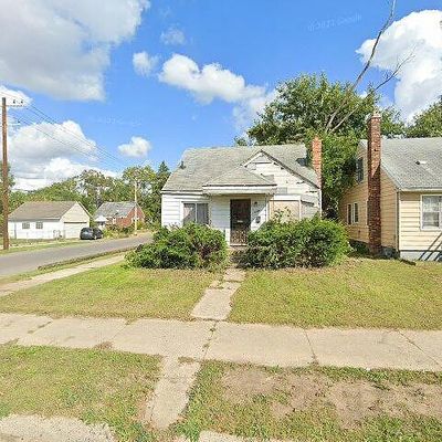 19266 Bloom St, Detroit, MI 48234