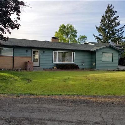 2 Ne Nelson Dr, Pendleton, OR 97801