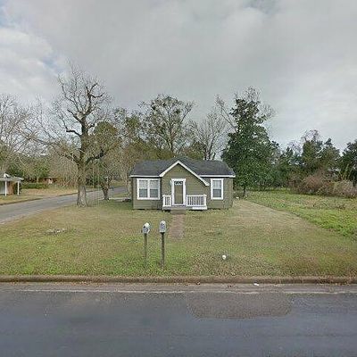 2001 Magnolia St, Liberty, TX 77575