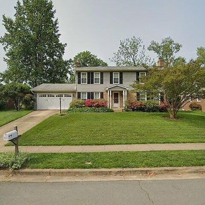 2006 Friendship Ln, Falls Church, VA 22043