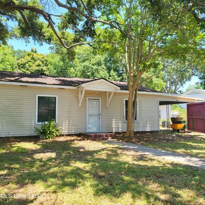 2548 Bryn Mawr Ave, Biloxi, MS 39531