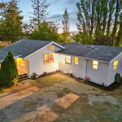 2579 Finkbonner Rd, Bellingham, WA 98226