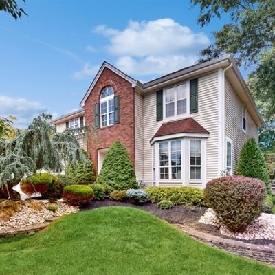 26 Ramapo Trl, Branchburg, NJ 08876