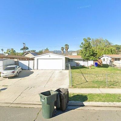 26920 14 Th St, Highland, CA 92346