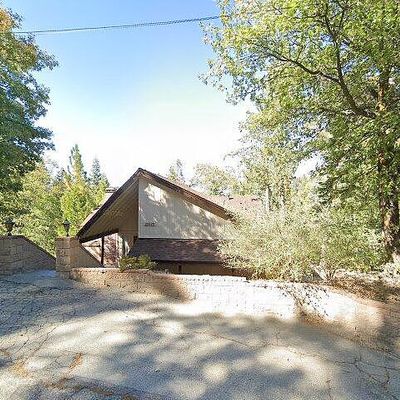 26990 Everest Rd, Lake Arrowhead, CA 92352