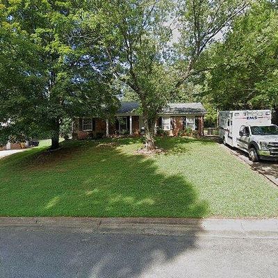 2712 Westchester Dr, Burlington, NC 27217