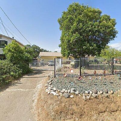 2715 Curran Rd, Ione, CA 95640