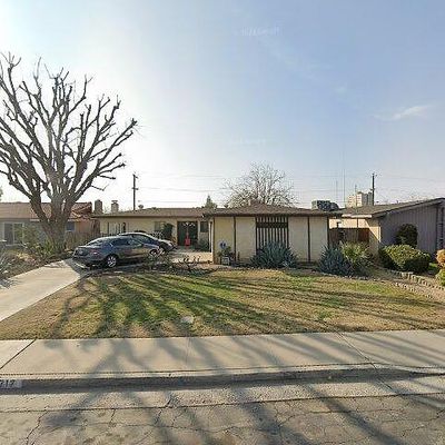 2717 Delburn St, Bakersfield, CA 93304