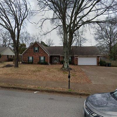 2746 N Rockcreek Pkwy, Cordova, TN 38016