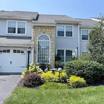 282 Carmen Dr, Collegeville, PA 19426