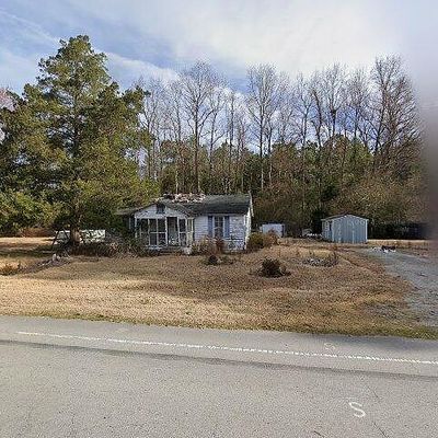 2864 Kinston Hwy, Richlands, NC 28574