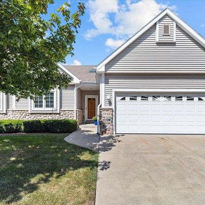 2312 Caribou Ln, Grafton, WI 53024