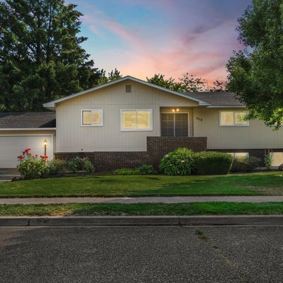 2318 Davison Ave, Richland, WA 99354