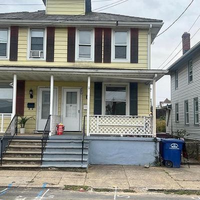 240 Filmore St, Riverside, NJ 08075