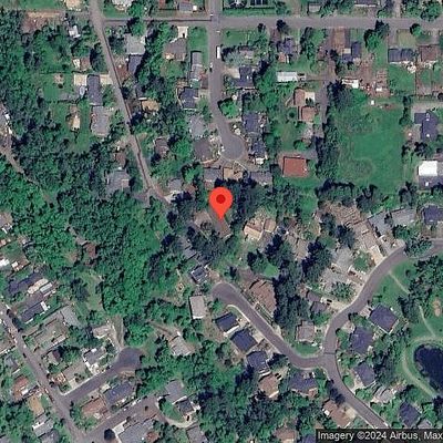 241 Rock St, Silverton, OR 97381