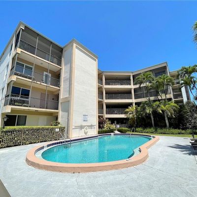 2420 Diana Dr #203, Hallandale Beach, FL 33009