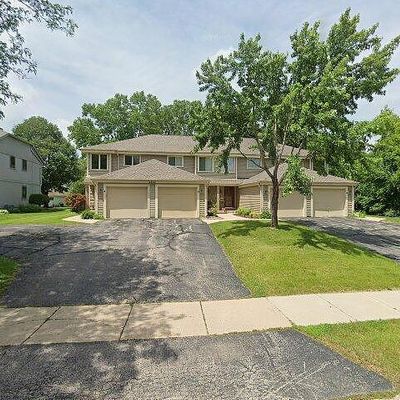 2422 Willowood Dr, Waukesha, WI 53188