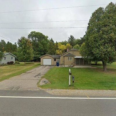 245 Adams St, Iola, WI 54945