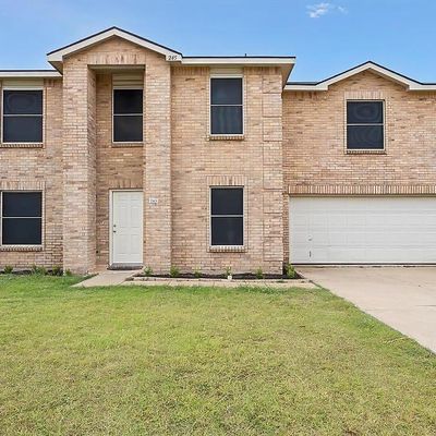 245 Queen Annes Dr, Burleson, TX 76028