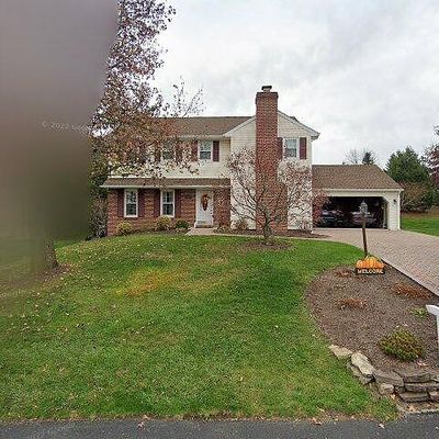 25 Cotswold St, Danville, PA 17821