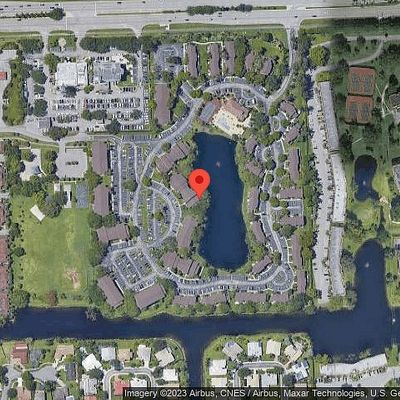 250 Palm Cir W #103, Pembroke Pines, FL 33025