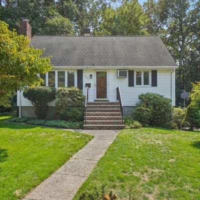 251 Rafkind Rd, Bloomingdale, NJ 07403