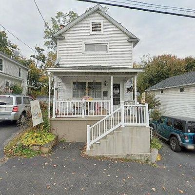 327 Charles St, Throop, PA 18512