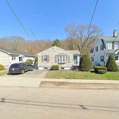 33 Bartholomew St, Peabody, MA 01960