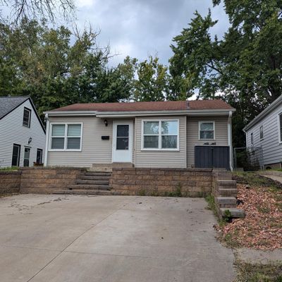 3500 Mcnair Dr N, Minneapolis, MN 55422