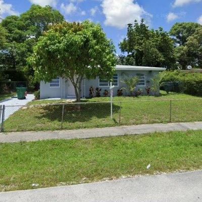 3571 Nw 3 Rd St, Lauderhill, FL 33311