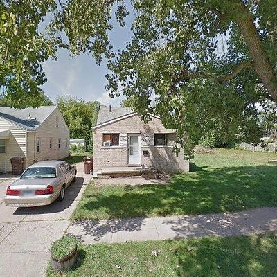 3590 Hickory St, Inkster, MI 48141