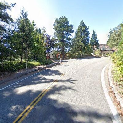 303 Fairway Dr, Lake Arrowhead, CA 92352