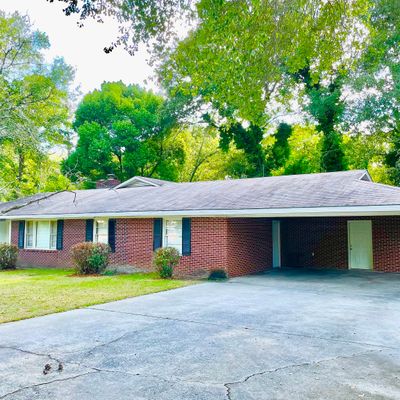 303 Smiley St, Claxton, GA 30417