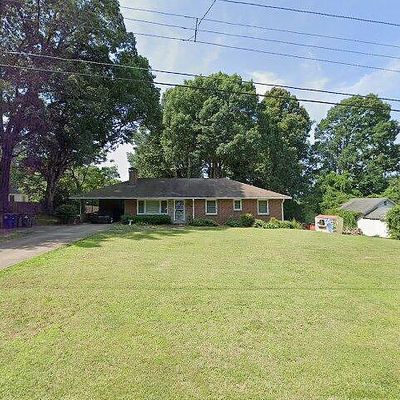 304 Oak Summit Rd, Winston Salem, NC 27105