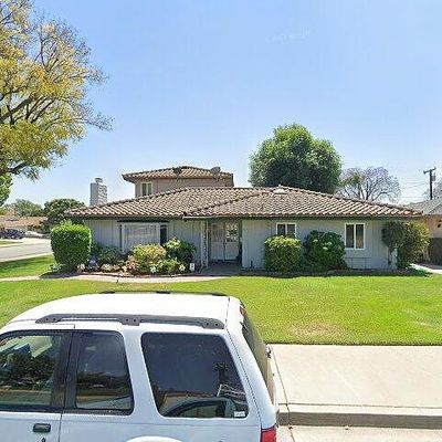 306 Ivy Ct, Pomona, CA 91767