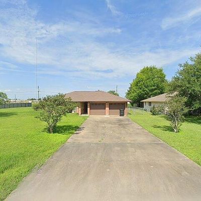 307 Pheasant Dr, Victoria, TX 77905