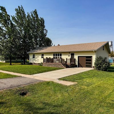 308 3 Rd St, Shelly, MN 56581