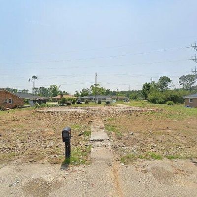 313 Cone Dr, Selma, AL 36701