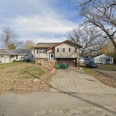 313 Washington St, Ingleside, IL 60041