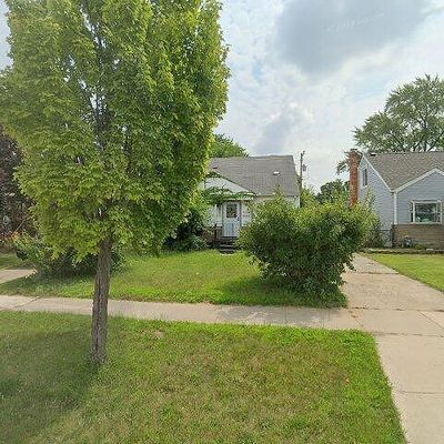 4011 S Hubbard St, Wayne, MI 48184